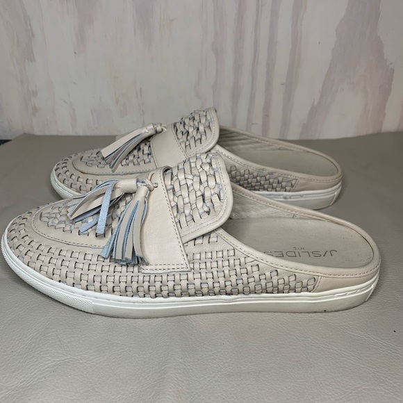 J/Slides Carissa Nude Leather Tasseled Mule Slip On - Picture 2 of 7